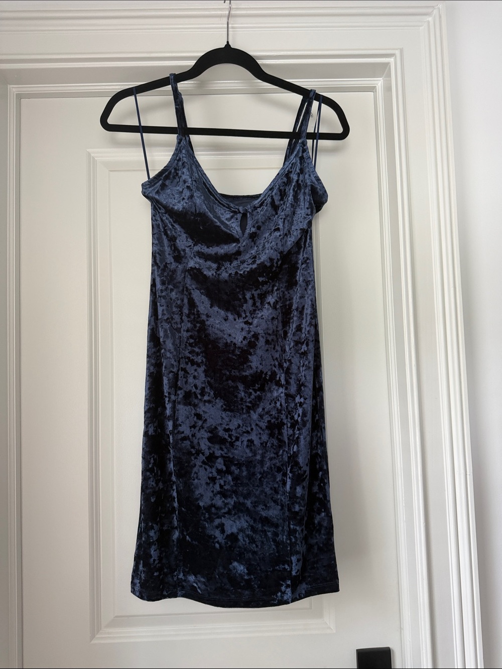 Kendall & Kylie Navy Crushed Velvet Midi Dress